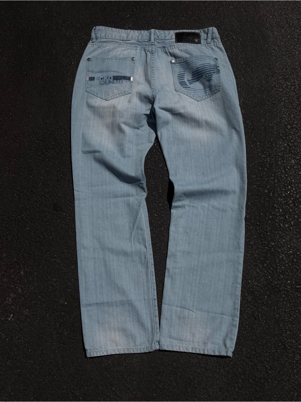 Y2K Ecko Unltd Straight Fit Light Wash Rhino Design Embroidered Blue Jeans 36x31
